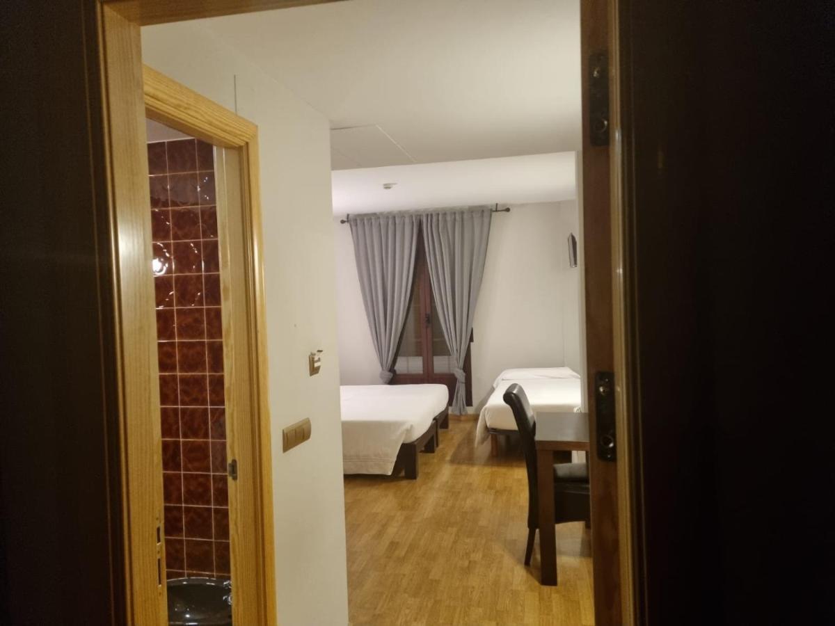 Hotel El Tratado Тордесильяс Экстерьер фото