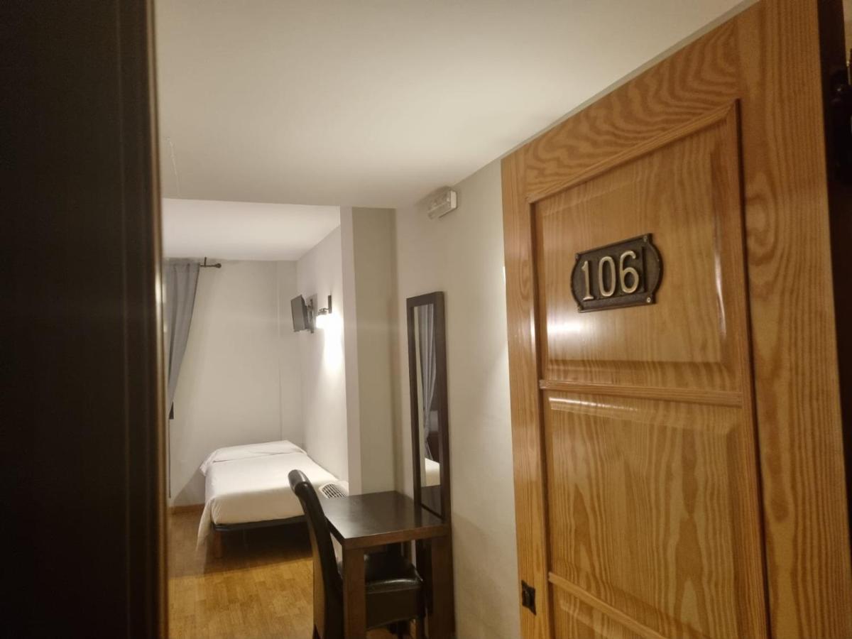 Hotel El Tratado Тордесильяс Экстерьер фото